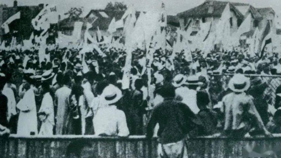 新澳天天开奖资料大全600,关于党的决策资料_精致生活版50.308