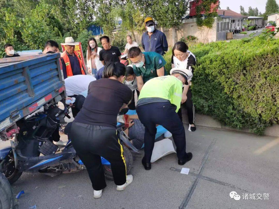 昨天诸城车祸最新更新，事故现场及救援情况报道