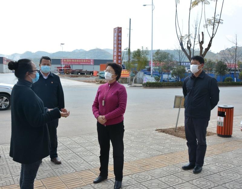 与自然美景的邂逅，寻找内心平和与宁静之旅