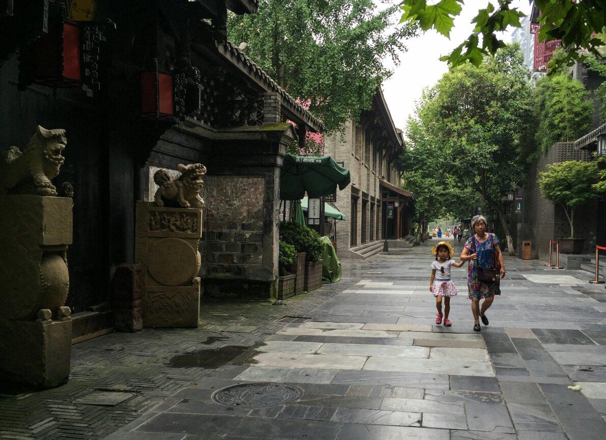 成都最新街景，科技重塑城市风貌，开启未来生活新篇章体验