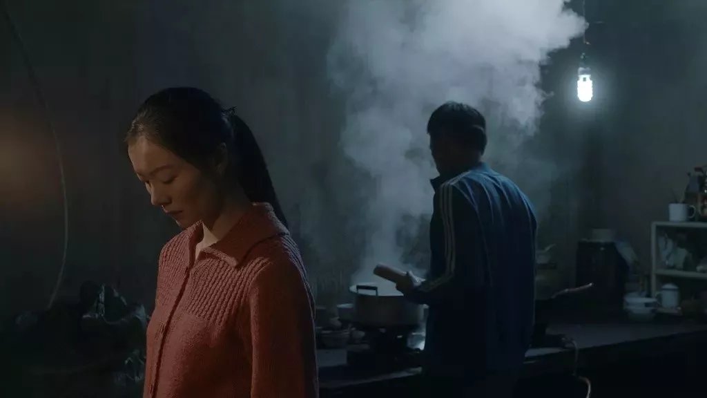 涉黄电影中的站街女逆袭故事，银幕与现实之间的挑战