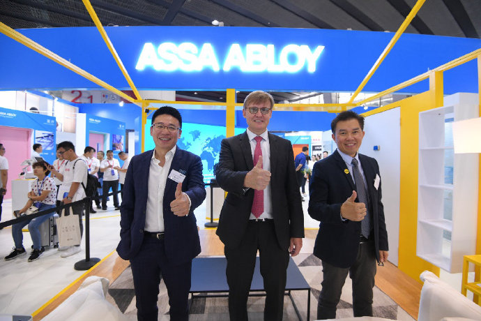 亚萨合莱上市，变化、学习与成长的力量推动公司前行
