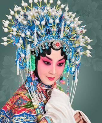 京剧演员姜亦珊，学习京剧演唱技能的全攻略指南