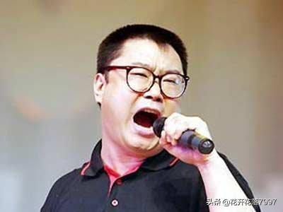 明星吸毒视频背后的故事与小巷深处的独特小店探索