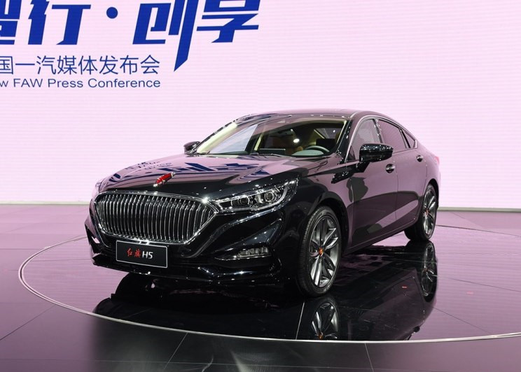 红旗H5即将上市，开启新征程，展现自信、变化与学习的力量