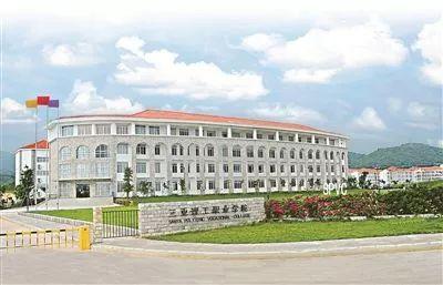 吉利最新招聘，与自然同行，探寻内心宁静与自我之旅