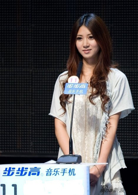 非诚勿扰最新美女嘉宾，变化、学习与自信的力量展现魅力风采
