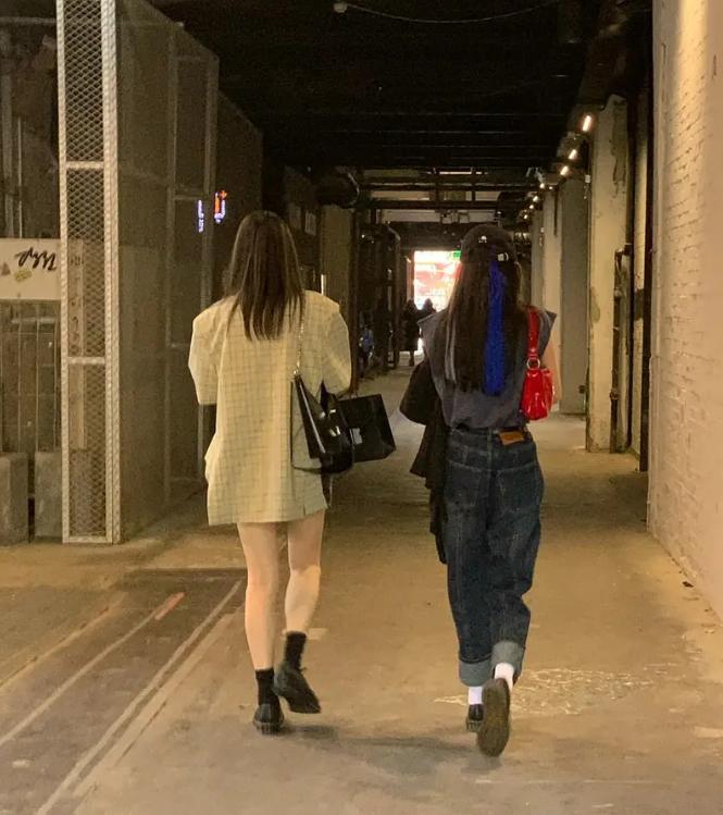 位置伪装大师最新版，时代产物彰显地位重要性
